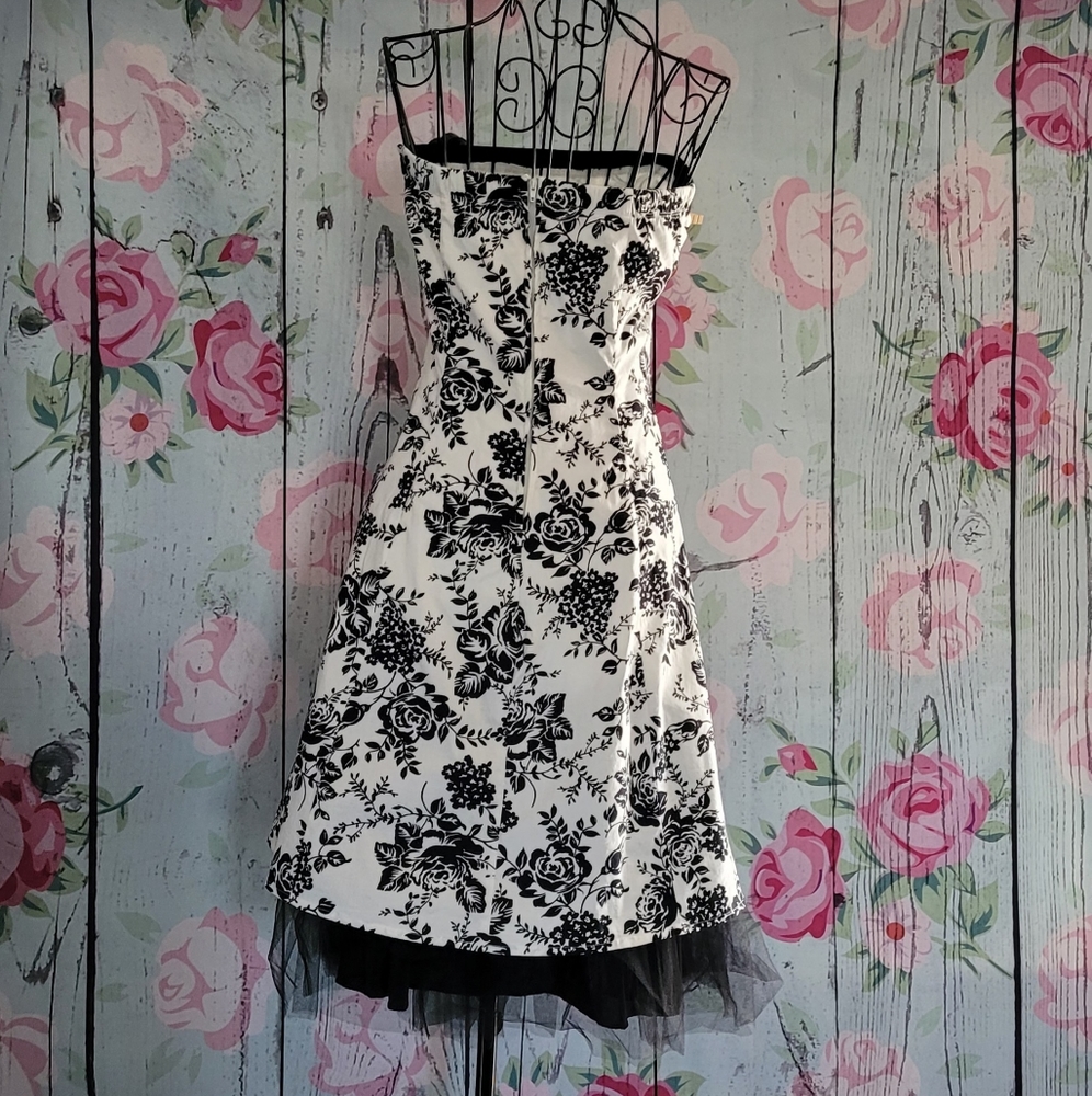 Ruby Rox Strapless High-Low Dress - Picture 4 of 9